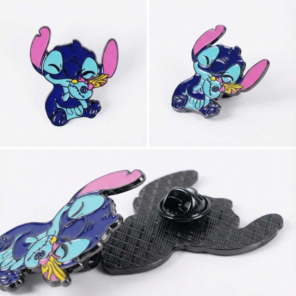 Stitch - Enamel Pin - XZ1579