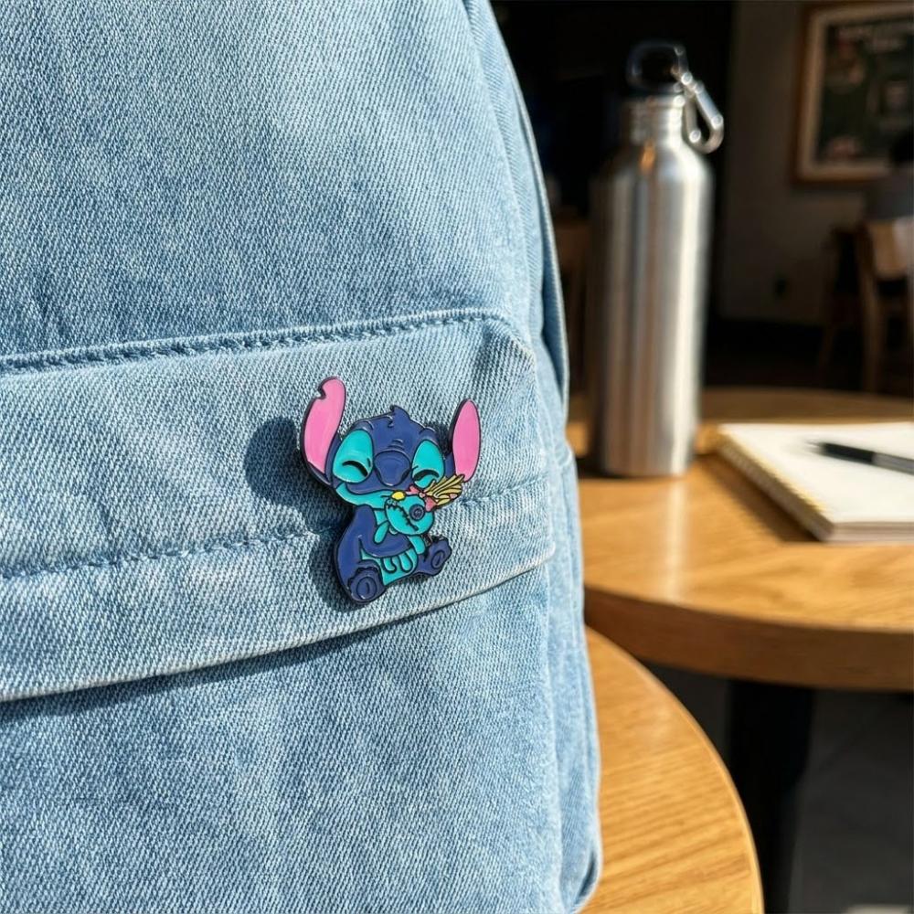 Stitch - Enamel Pin - XZ1579