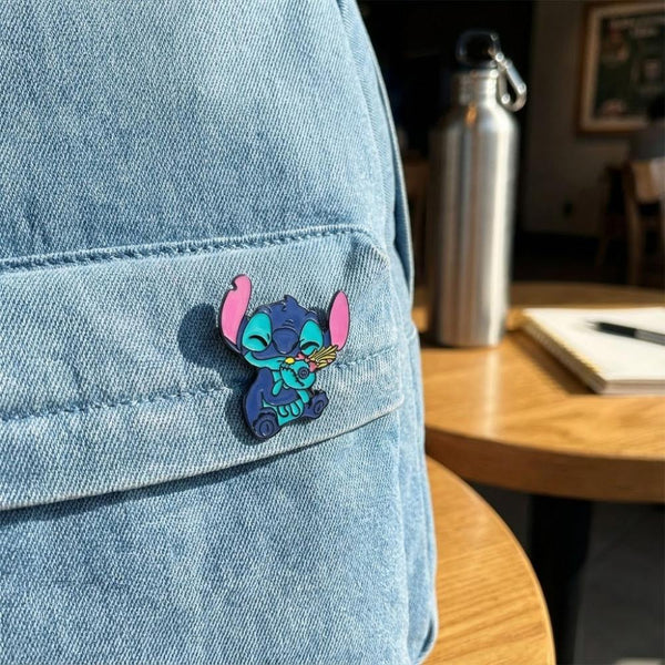 Stitch - Enamel Pin - XZ1579